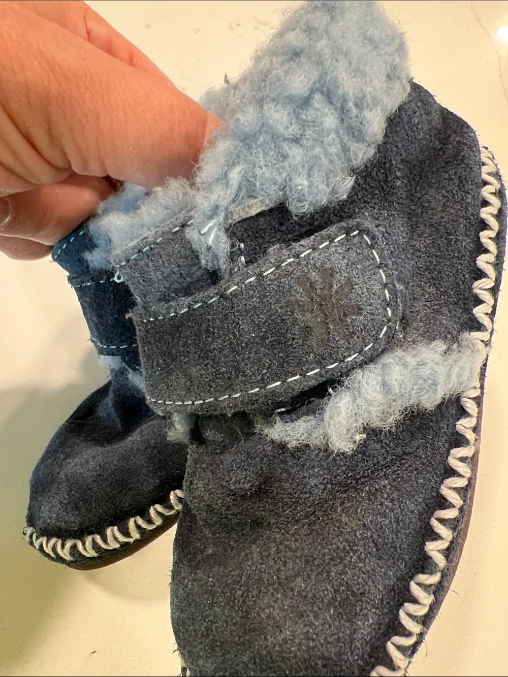 N/A toddler slipper